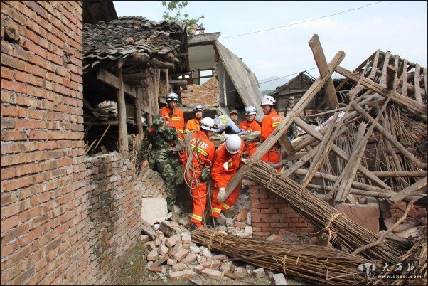 地震重灾区直击 