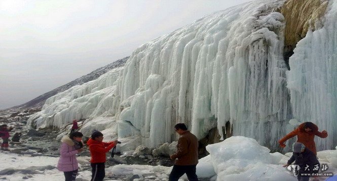 徒步崗什卡雪峰  