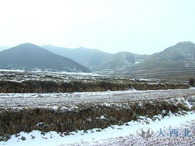 马啣山下沙俄军人驻地遗址