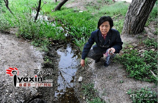 西山104团两片区停水一个多月 三百居民吃渠水过日子