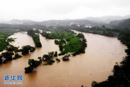 南方遭受暴雨洪灾 国家防总启动Ⅳ级应急响应