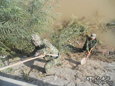 守护南河道河坝安全的“野战小分队”