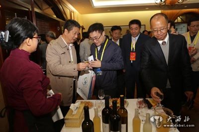 葡萄酒国际交流与西餐文化体验中心迎来首次亮相